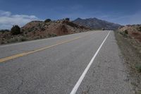 Utah Desert Road Trip Landscape 001