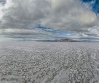 Utah Desert: Sunshine and Salt Formations