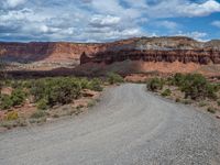 Utah Landscape: Exploring Dusty Dirt and Gravel Tracks