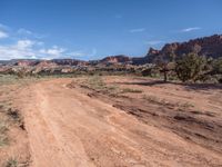 Utah Landscape: Gravel and Dirt Road Adventure