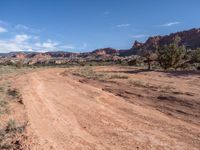 Utah Landscape: Gravel and Dirt Road Adventure