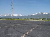 Utah: Mountains, Fields, and Asphalt Roads