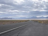 Utah Mountain Highway: Scenic Landscape View