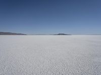 Utah Mountain Horizon: A Clear Sky Above