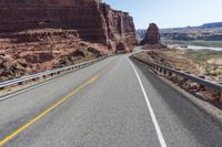 Utah National Park: Road Trip Through Red Rock Formations