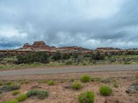 Utah Nature Day: Dirt Road Through the Beauty