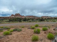 Utah Nature Day: Dirt Road Through the Beauty