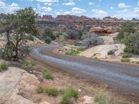 Utah Off-Road Adventure: Exploring the Stunning Landscape