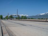 Utah Road: Clear Sky and Beautiful Natural Landscape