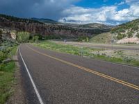 Utah Road: A Scenic Landscape with Mountains