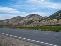 Utah Road Landscape: A Majestic Mountain View