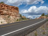 Utah Road in Nature: A Clear Sky Over a Beautiful Landscape