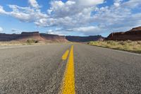 Utah Road Trip: Driving Through the Desert