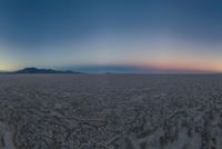 Utah Salt Lake Sunrise: Mountain View