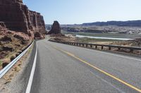 Utah Scenic Road Trip in Red Rock Landscape 002