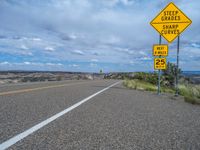 Utah, USA: Scenic Asphalt Road Landscape