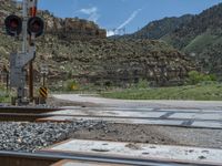 Scenic Road in Utah, USA: A Picturesque Landscape