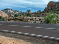 Utah, USA: Mountains and Asphalt Road