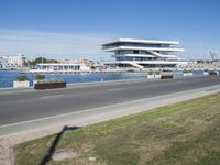 Valencia Cityscape: Clear Sky and Stunning Architecture