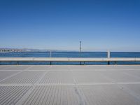 Valencia Road: A Coastal View of the Ocean