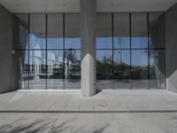 Valencia Tourist Attraction with Concrete Facade and Glass Windows 002