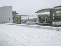 Winter Cityscape: Shades and Frozen Water