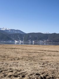 Yunnan Plateau Mountains: Clear Sky and Natural Environment