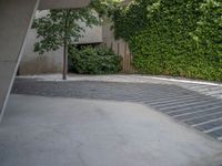 Zaragoza: Concrete Surface Courtyard