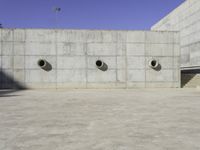 Zaragoza's Urban Landscape: A Concrete Facade