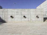 Zaragoza's Urban Landscape: A Concrete Facade