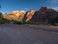 Zion National Park, Utah: Road amidst Majestic Mountains and Spectacular Landscape