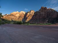 Zion National Park, Utah: Road amidst Majestic Mountains and Spectacular Landscape