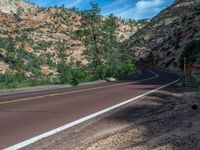 Zion National Park, Utah: A Road Trip through Breathtaking Landscapes