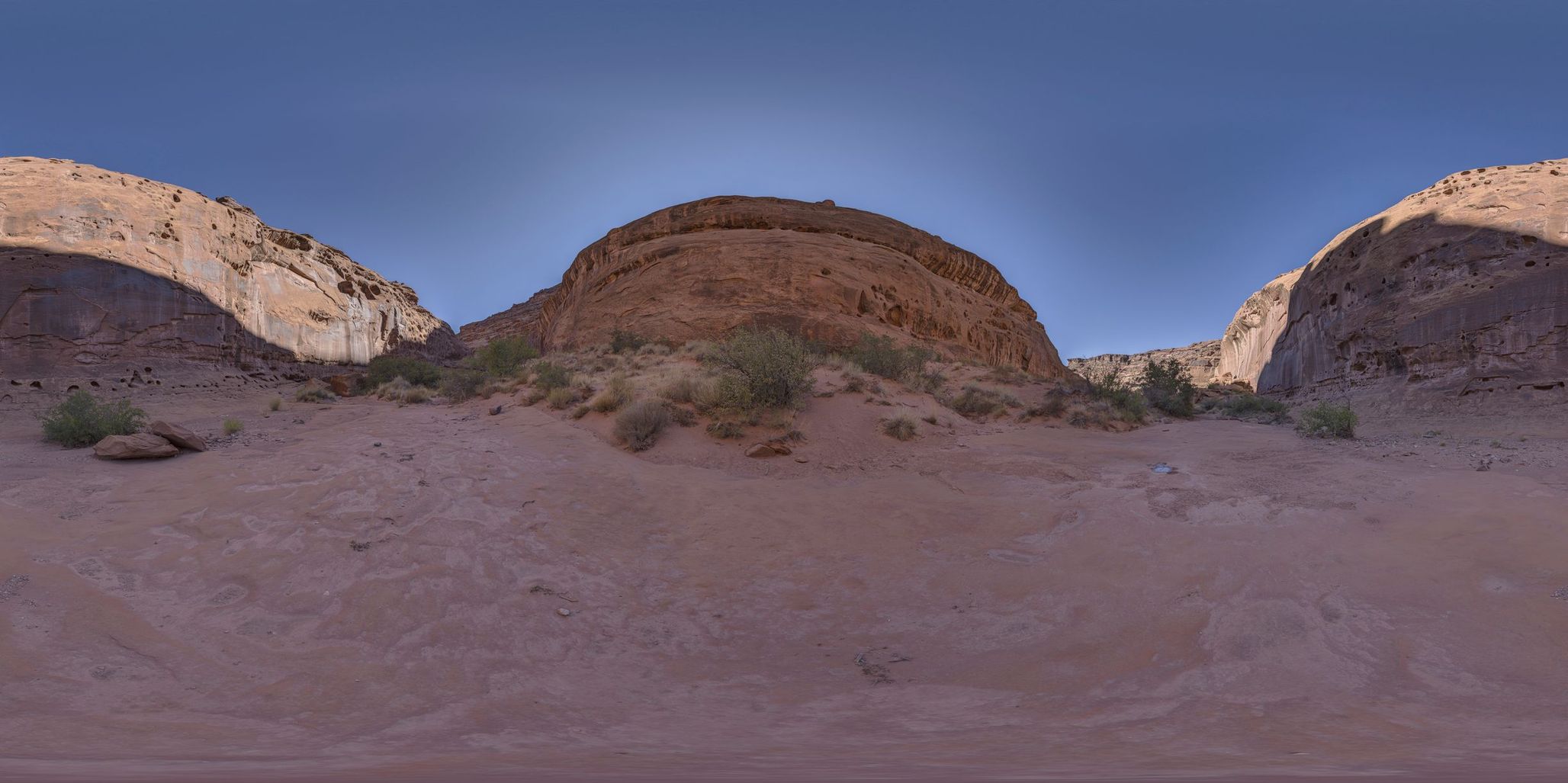 Desert Valley in Utah: Two Rocks and Grass - HDRi Maps and Backplates