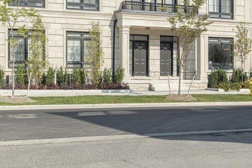 Canadian Urban Design: Embracing Modern Architecture