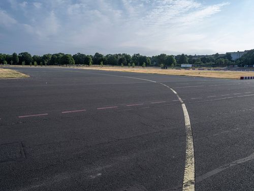 Empty Airport Parking Lot with Stop Sign - HDRi Maps and Backplates