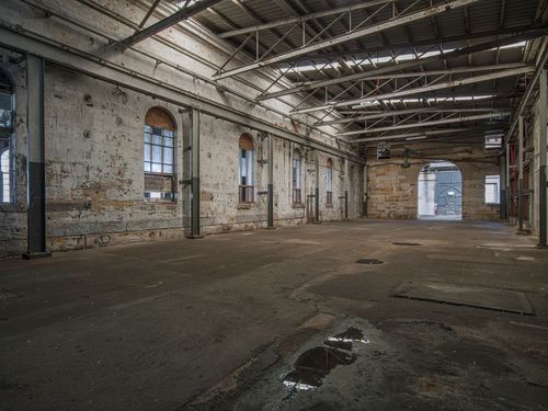 Open Space Warehouse in the Heart of the City - HDRi Maps and Backplates