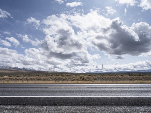 Utah Highway: Road Through the Desert Landscape - HDRi Maps and Backplates