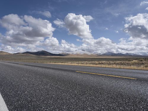 Utah Road Trip through Desert Landscape - HDRi Maps and Backplates
