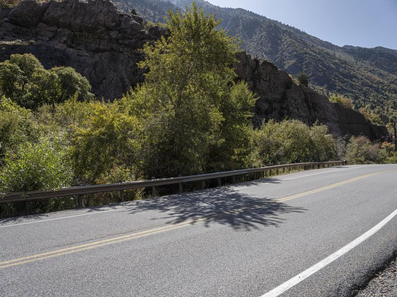 Scenic Utah Landscape with Mountains and Road HDRi Maps and Backplates