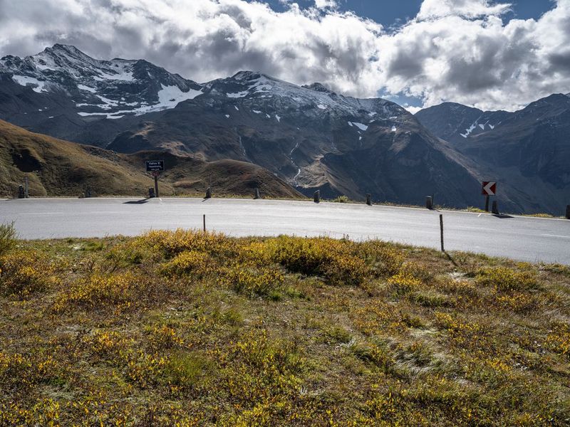 Austria Road Trip - Mountain Landscape with Clear Sky HDRi Maps and ...