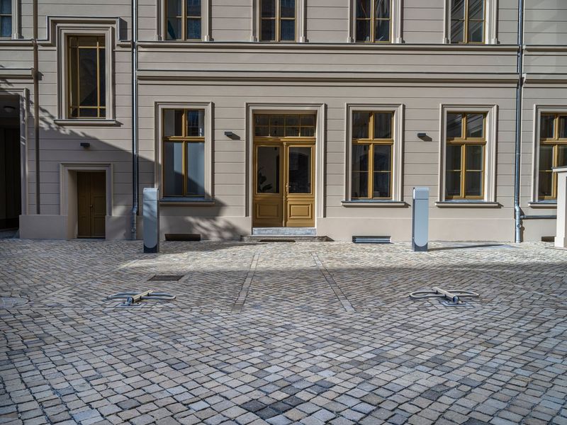 Berlin Courtyard: Cobblestone Residential Area HDRi Maps and Backplates