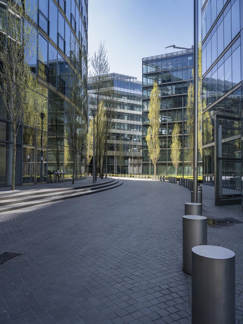 Berlin: Europe's Public Space in a Bustling Metropolitan Area HDRi Maps