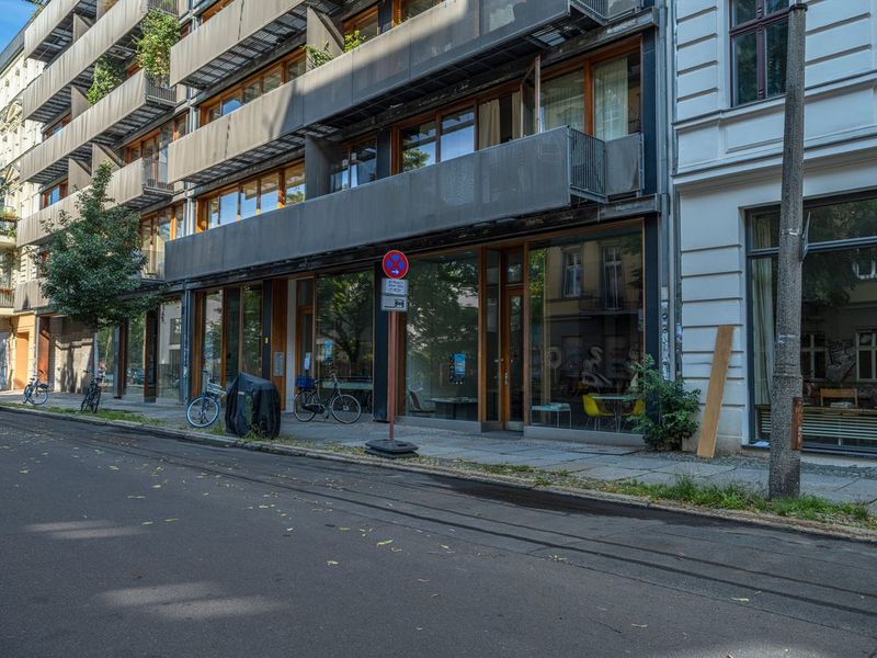 Berlin, Germany: Urban City Life HDRi Maps and Backplates