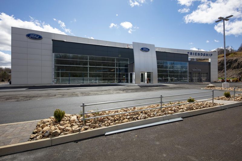 Bristol Tennessee Car Dealer on a Sunny Day HDRi Maps and Backplates