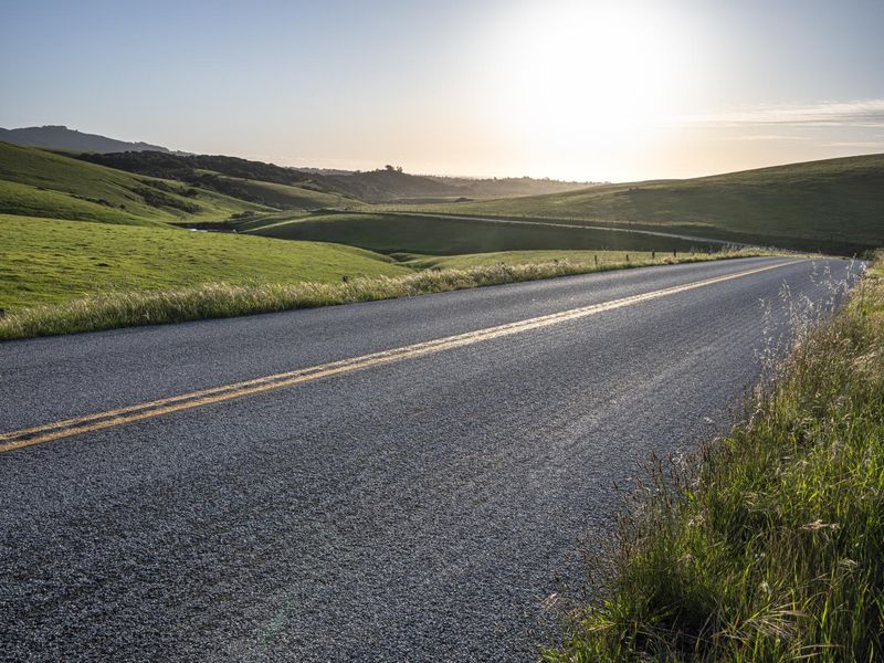 California Rural Landscape: A Sunny Morning HDRi Maps and Backplates