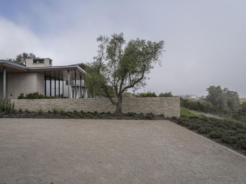 California Villa Overlooking Los Angeles HDRi Maps and Backplates