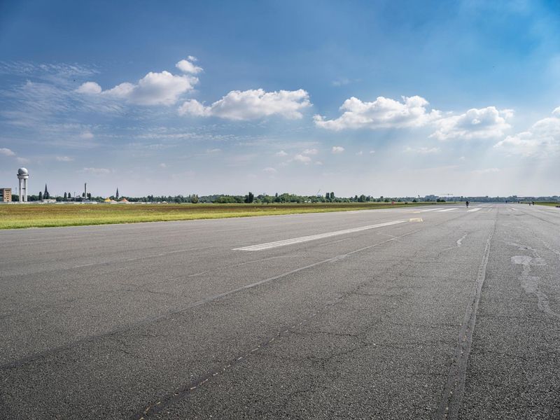 Clear Sky in Berlin, Germany: A Beautiful Landscape HDRi Maps and ...
