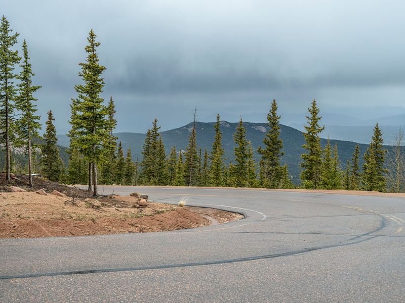 Colorado Landscape: Pikes Peak on a Gloomy Day HDRi Maps and Backplates