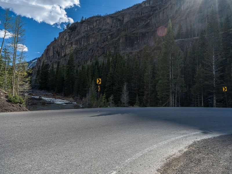 Colorado Mountain Road: Casting Shadows HDRi Maps and Backplates